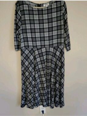 Unique Vintage Plaid Fit-and-Flare Midi Dress in Black & Gray